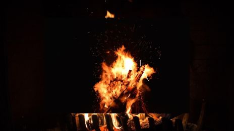 Häxors och eldars mystiska tid